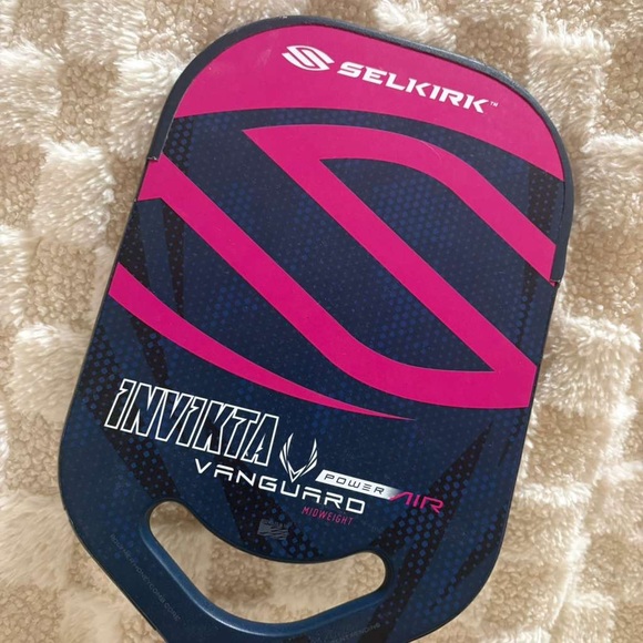 Selkirk Invikta Paddle with Vibrant Pink and Navy Design - Picture 2 of 5